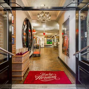 https://henry-norman-hotel.us-newyorkcity.com